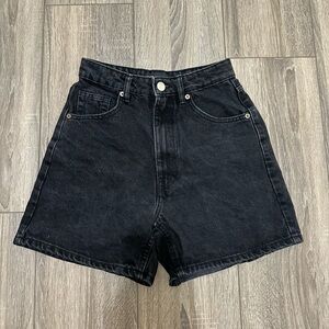 zara black mom shorts